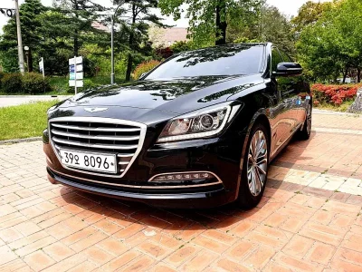 Hyundai Genesis