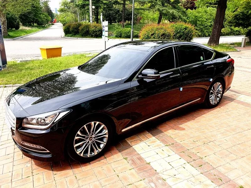 Hyundai Genesis