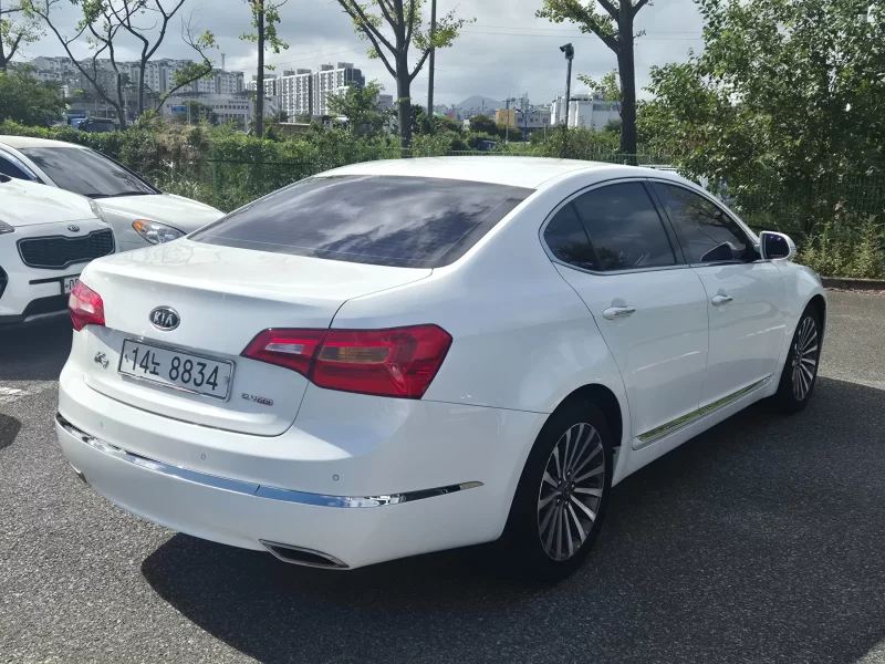 Kia K7