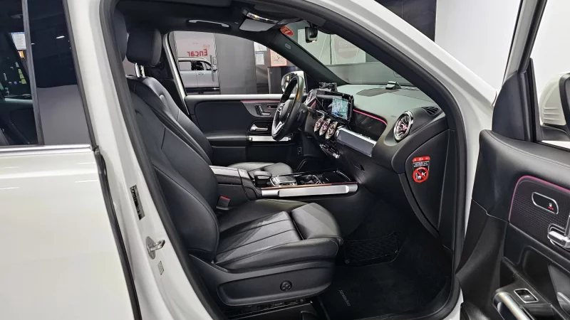 Mercedes-Benz GLB-Class