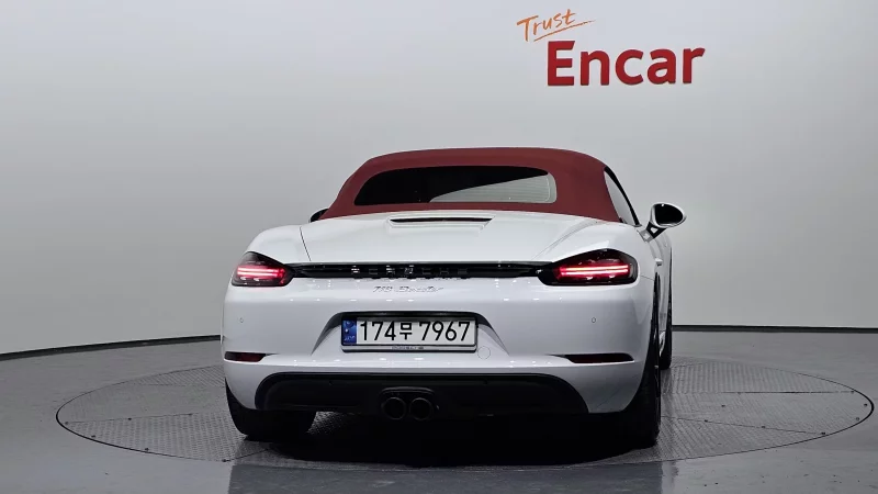 Porsche 718