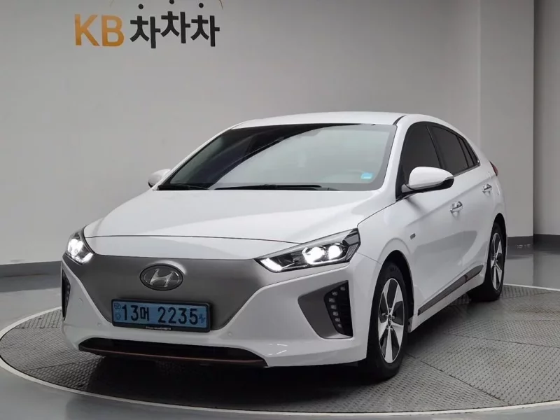 Hyundai Ioniq