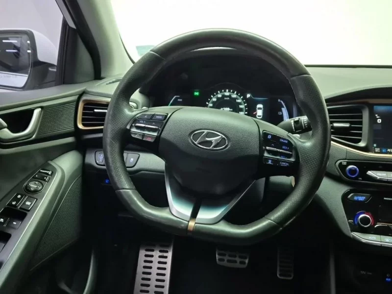 Hyundai Ioniq