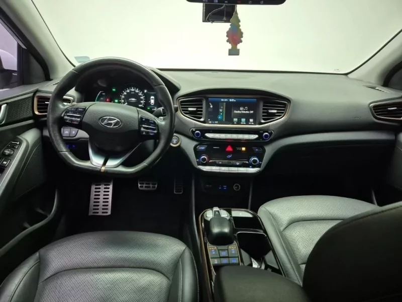 Hyundai Ioniq