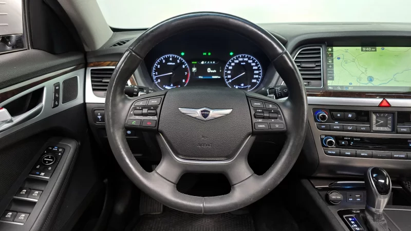 Hyundai Genesis