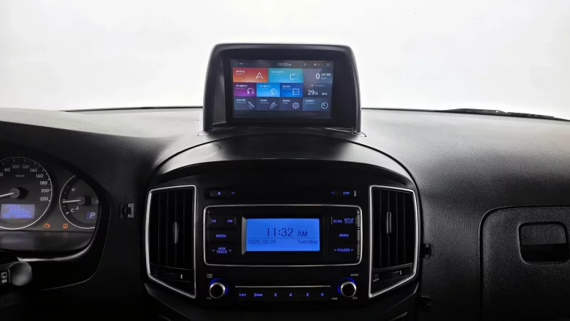 Hyundai Grand Starex