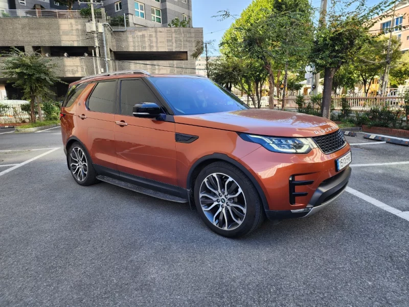 Land Rover DISCOVERY