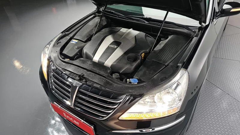 Hyundai Equus