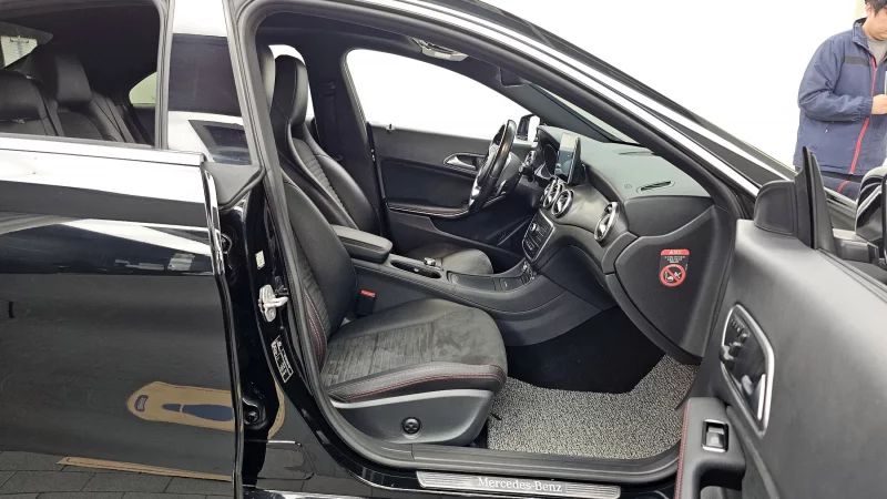 Mercedes-Benz CLA-Class