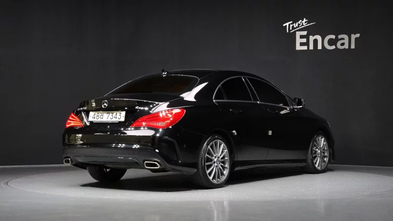 Mercedes-Benz CLA-Class