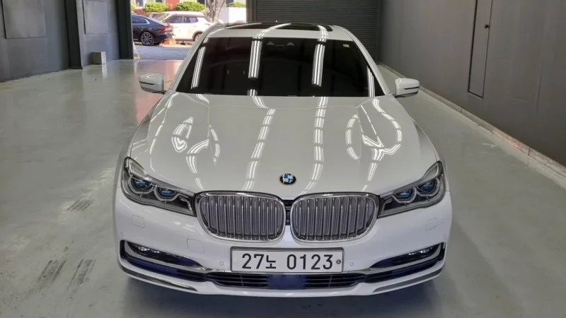 BMW 7-Series