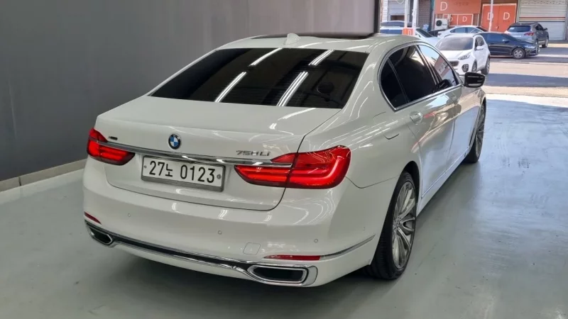BMW 7-Series