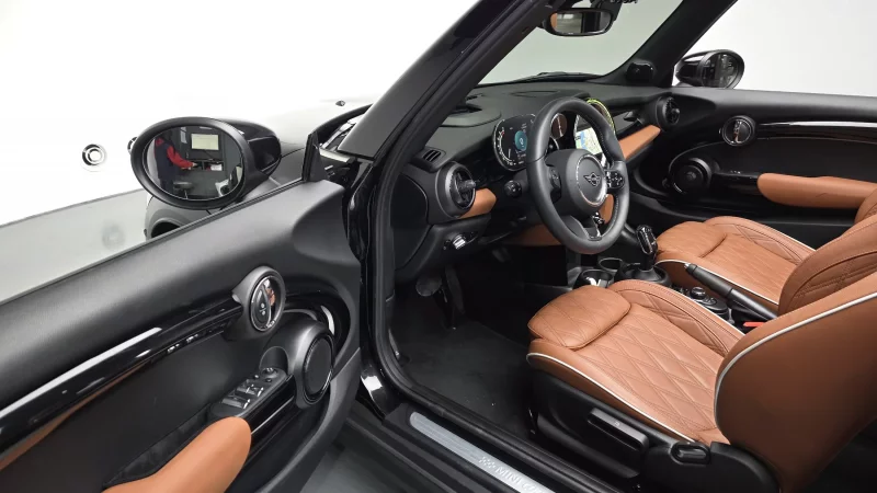 MINI Cooper Convertible