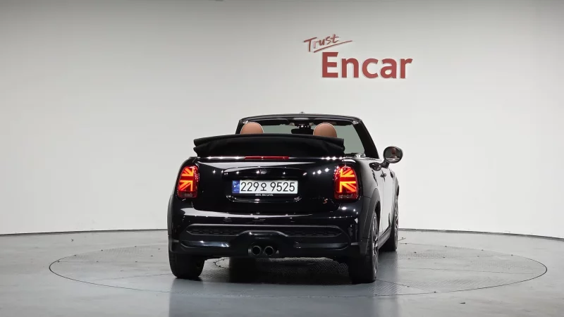 MINI Cooper Convertible