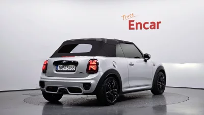 MINI Cooper Convertible