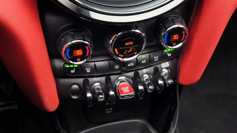 MINI Cooper Convertible