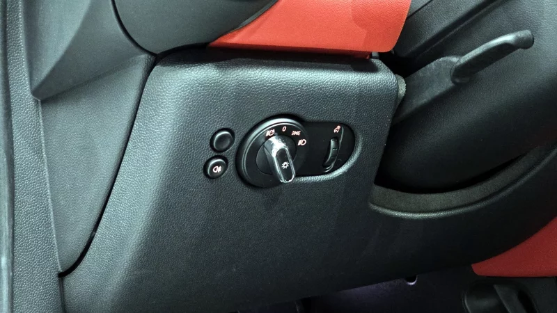 MINI Cooper Convertible