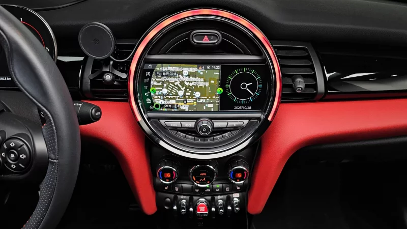 MINI Cooper Convertible