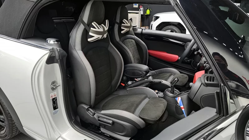 MINI Cooper Convertible