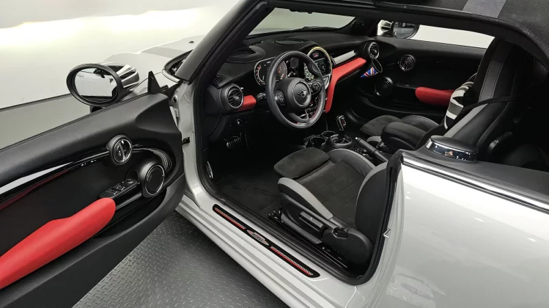 MINI Cooper Convertible