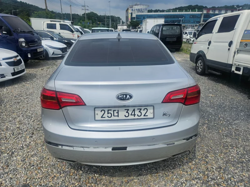Kia K7
