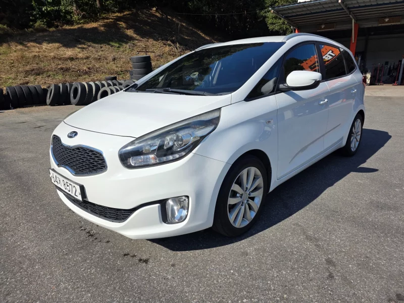 Kia Carens