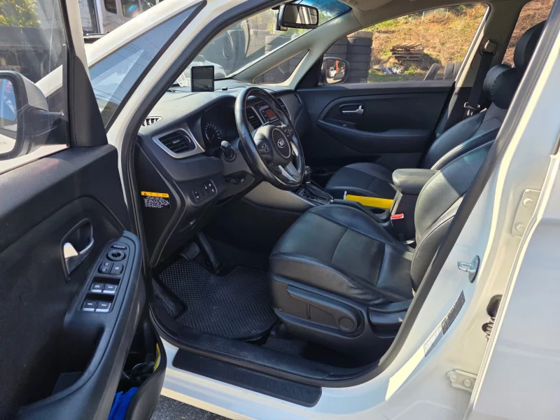 Kia Carens