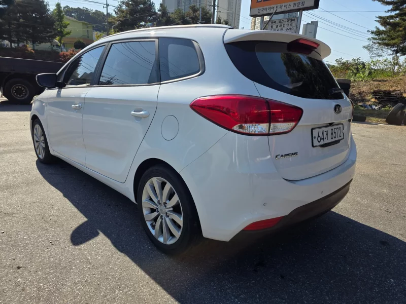 Kia Carens