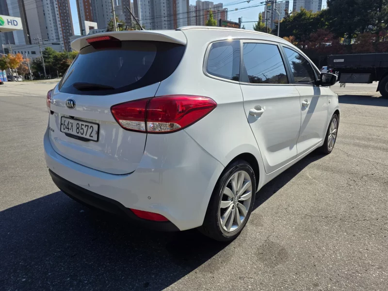 Kia Carens