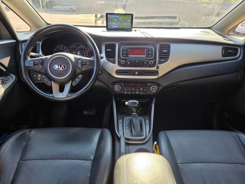 Kia Carens