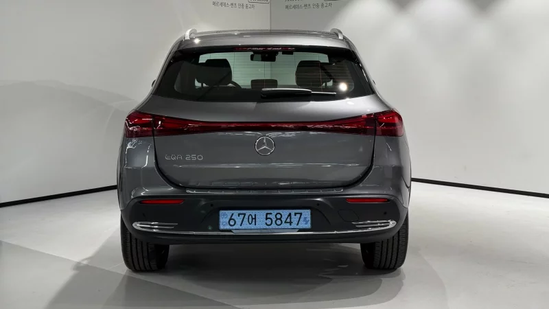 Mercedes-Benz EQA