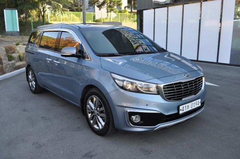 Kia Carnival