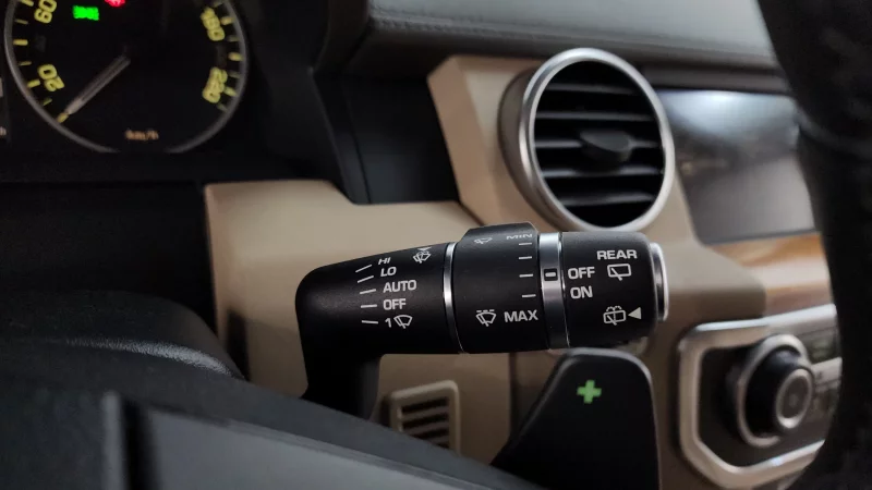 Land Rover DISCOVERY