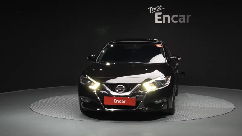Nissan MAXIMA