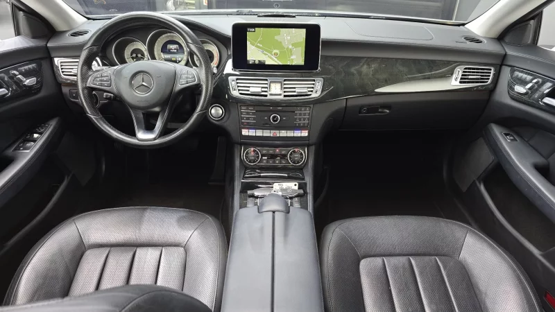 Mercedes-Benz CLS-Class