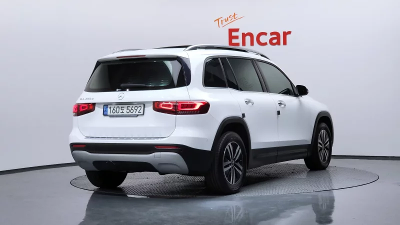 Mercedes-Benz GLB-Class