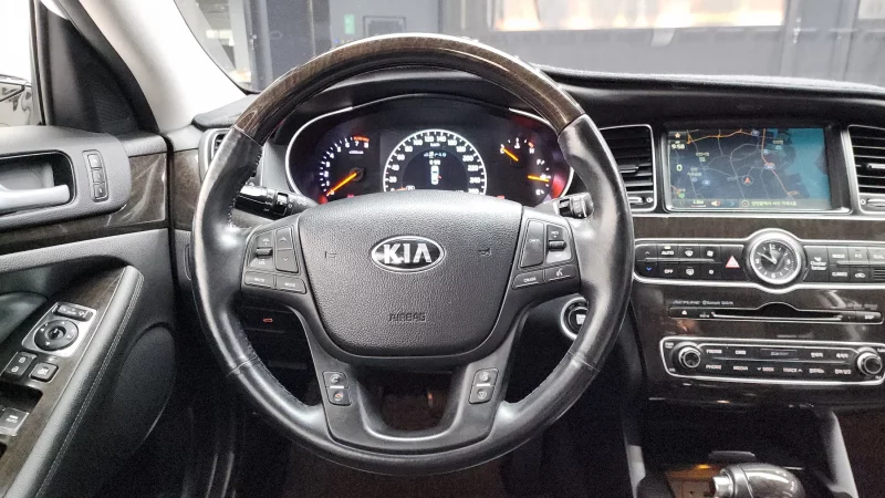 Kia K7