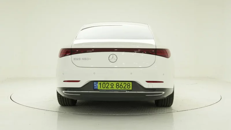 Mercedes-Benz EQS