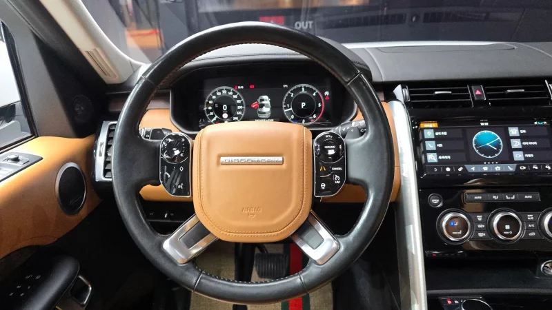 Land Rover DISCOVERY