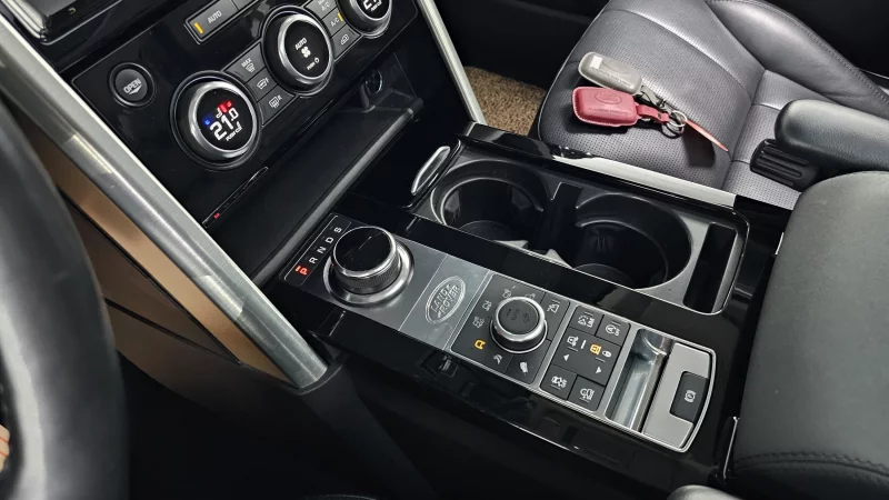 Land Rover DISCOVERY