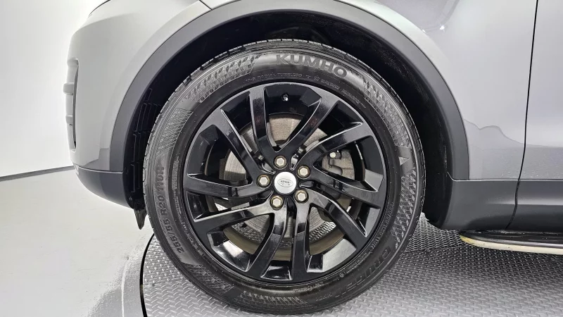 Land Rover DISCOVERY