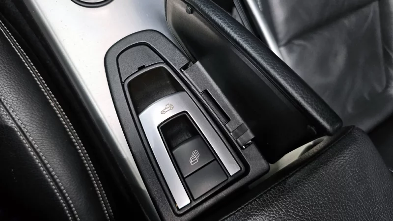 Mercedes-Benz SLK-Class