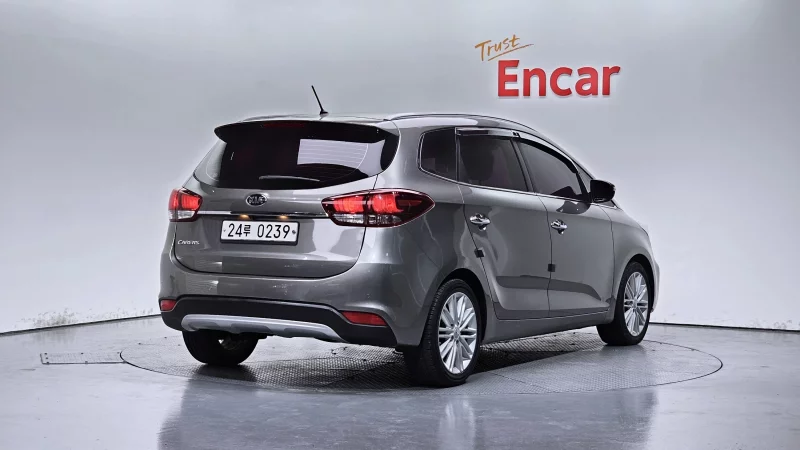 Kia Carens