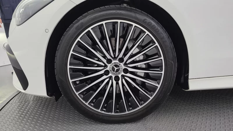 Mercedes-Benz CLE-Class