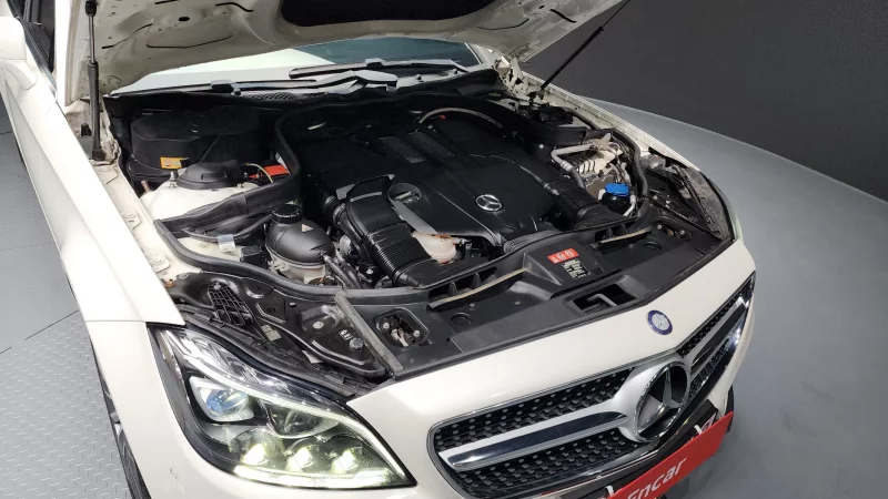 Mercedes-Benz CLS-Class