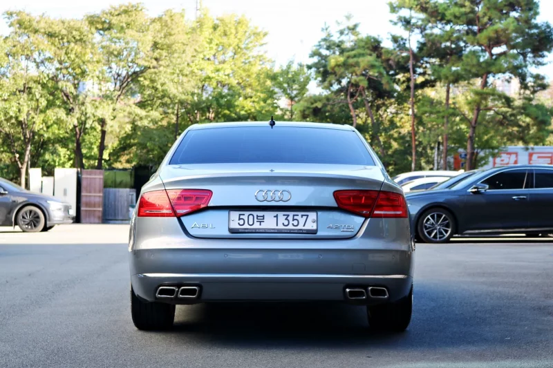 Audi A8