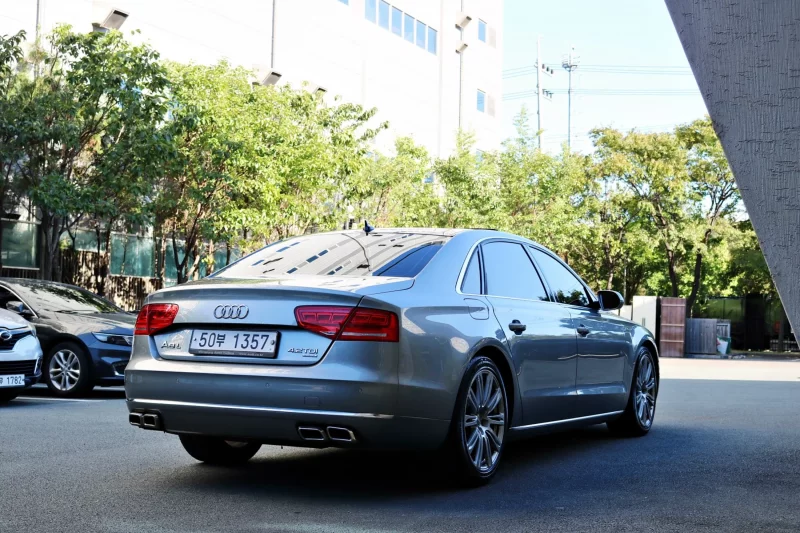 Audi A8