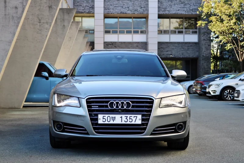 Audi A8