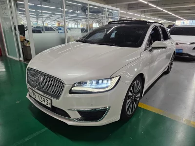 Lincoln MKZ