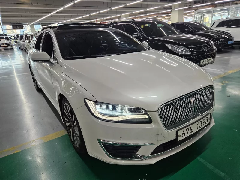 Lincoln MKZ